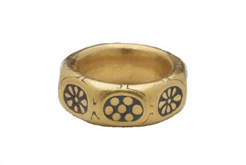 Finger ring from the Herefordshire Hoard